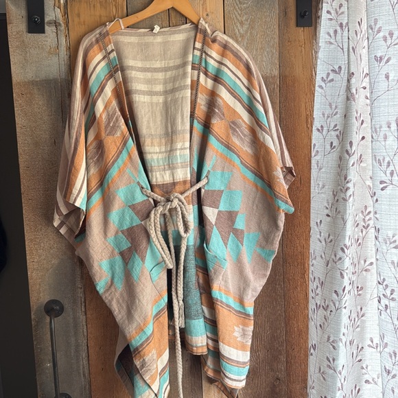 SPELL super rare PEYOTE shrug - Picture 3 of 10